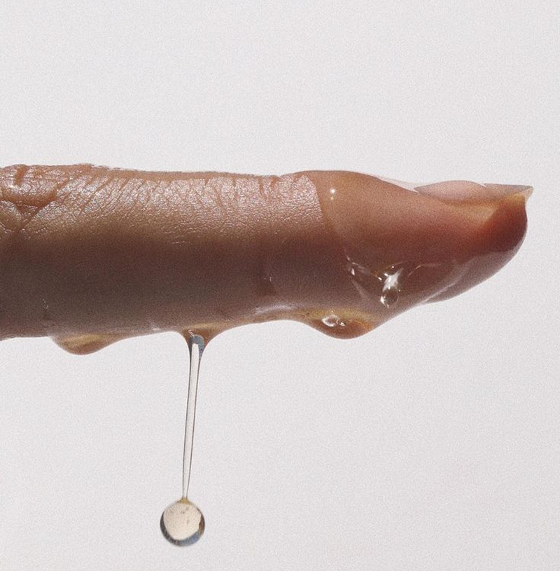 TIEFENFEUCHTIGKEITS-GEL-SERUM