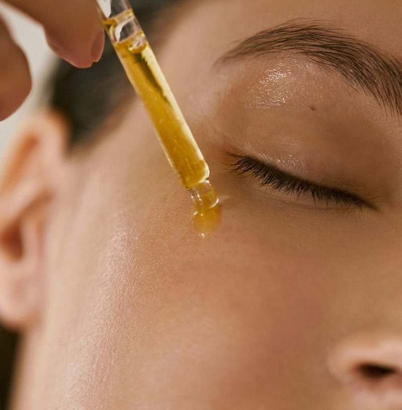 NATÜRLICHES GLOW-ÖL-SERUM